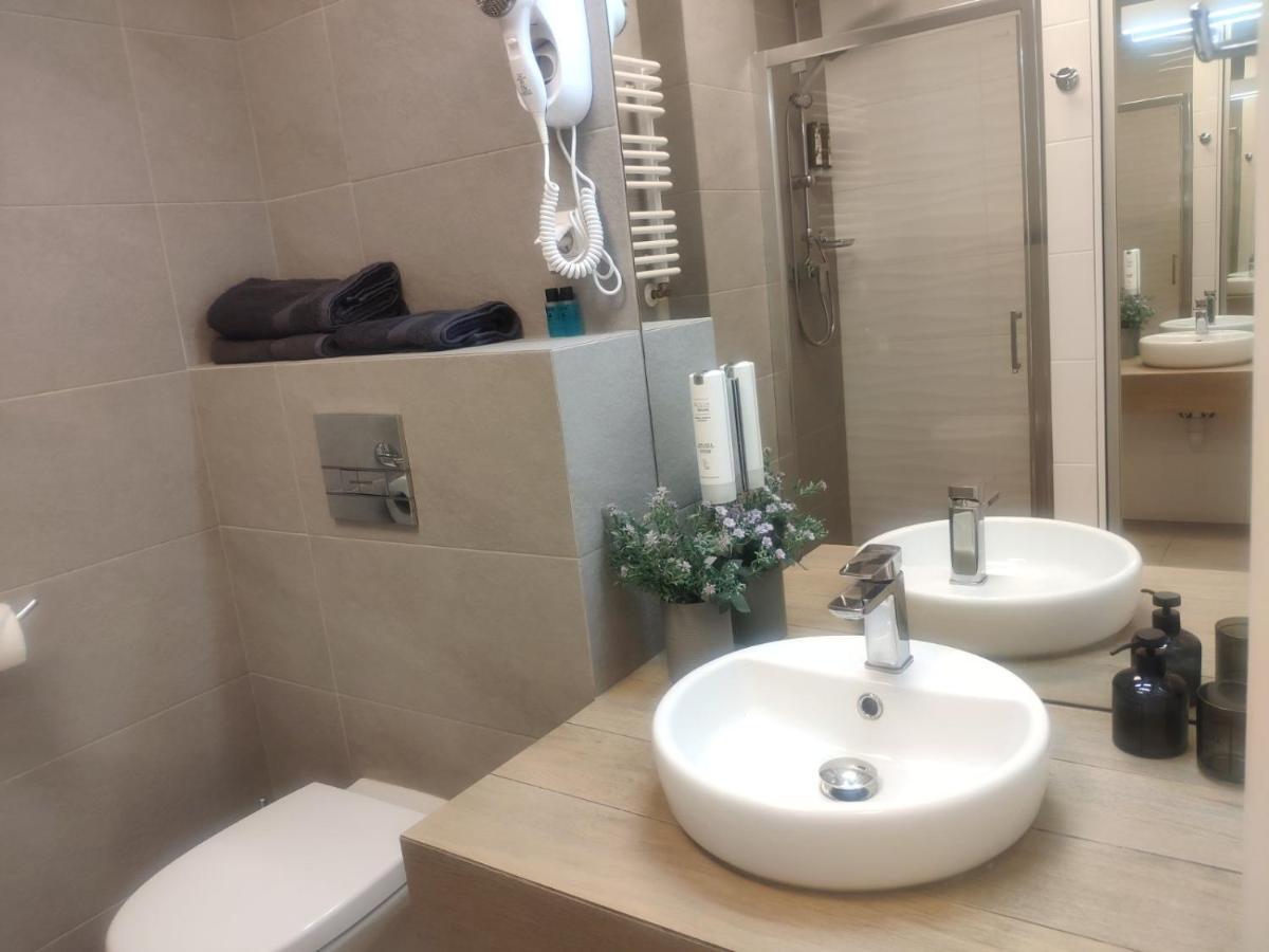 Apartamenty Aleje Jerozolimskie Warszawa Exteriör bild